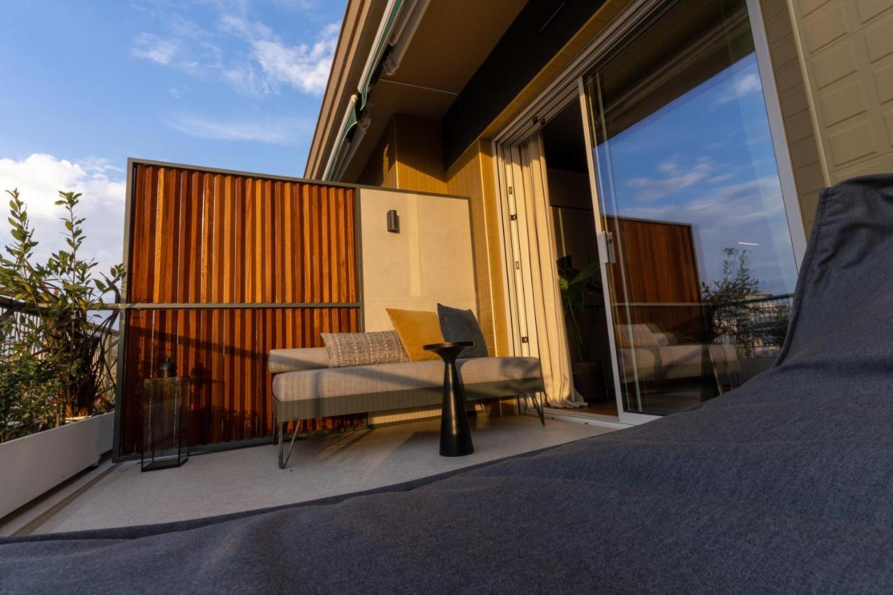 Athinaion Recreation Suites Aten Exteriör bild